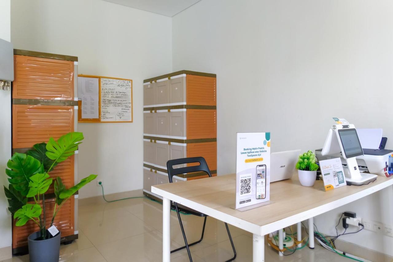 Twospaces Living At Zena Mozia Tegal  Luaran gambar